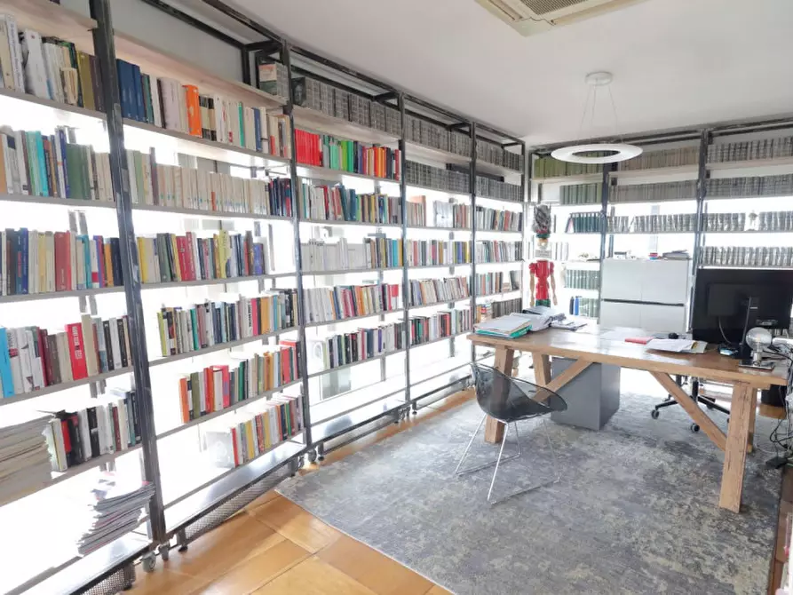 Immagine 15 di Ufficio in vendita  in Via Lungo Serio, 36, 24050 Grassobbio BG, Italia a Grassobbio