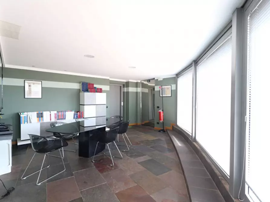 Immagine 17 di Ufficio in vendita  in Via Lungo Serio, 36, 24050 Grassobbio BG, Italia a Grassobbio