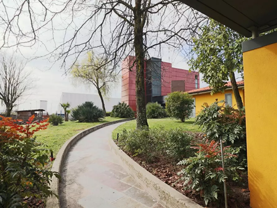 Immagine 19 di Ufficio in vendita  in Via Lungo Serio, 36, 24050 Grassobbio BG, Italia a Grassobbio