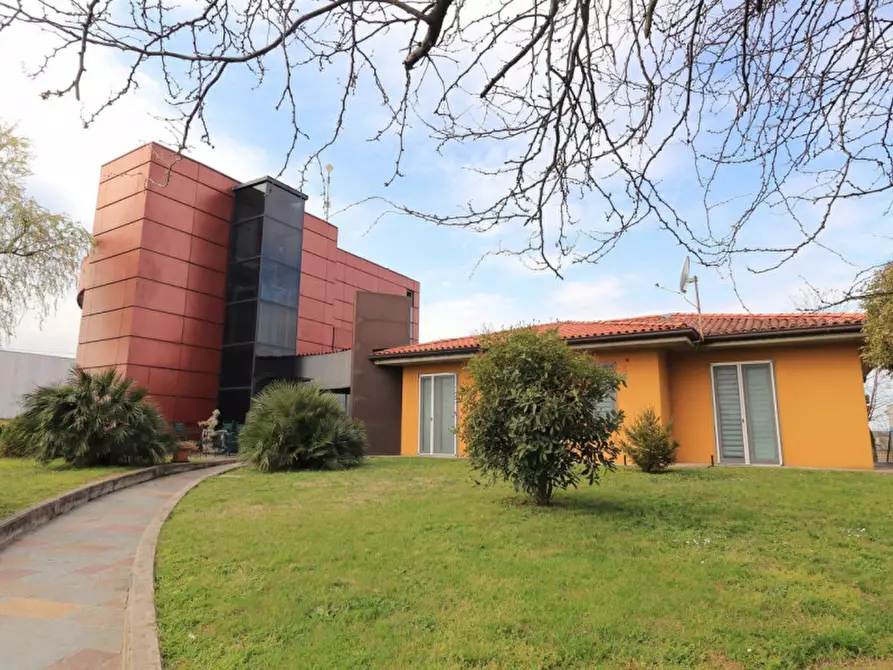 Immagine 20 di Ufficio in vendita  in Via Lungo Serio, 36, 24050 Grassobbio BG, Italia a Grassobbio