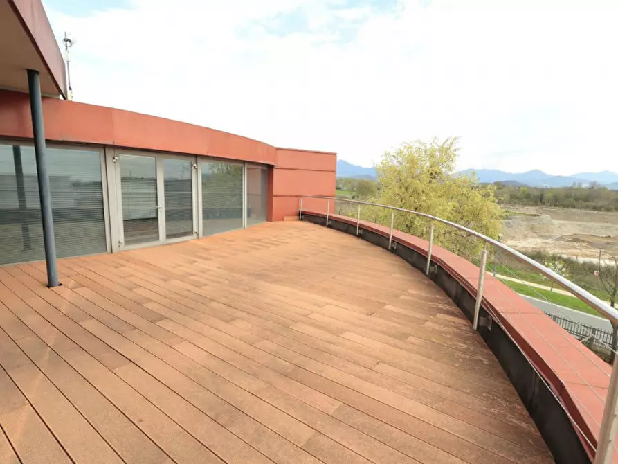 Immagine 27 di Ufficio in vendita  in Via Lungo Serio, 36, 24050 Grassobbio BG, Italia a Grassobbio