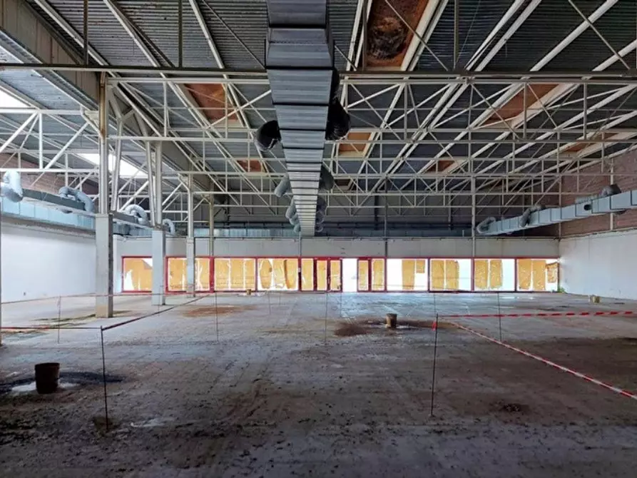 Immagine 4 di Attività commerciale in vendita  in Vai Olivo Bravin, N. 20 a Concordia Sagittaria