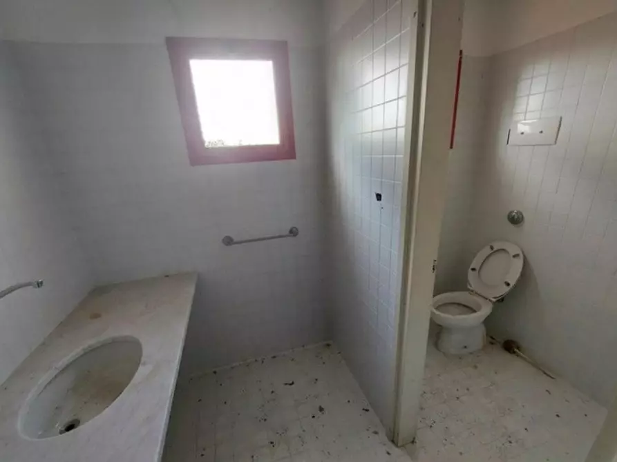 Immagine 10 di Attività commerciale in vendita  in Vai Olivo Bravin, N. 20 a Concordia Sagittaria