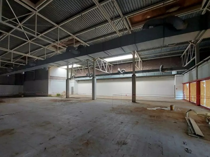 Immagine 11 di Attività commerciale in vendita  in Vai Olivo Bravin, N. 20 a Concordia Sagittaria