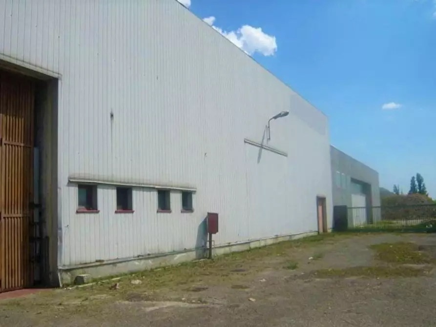 Immagine 15 di Attività commerciale in vendita  in Vai Olivo Bravin, N. 20 a Concordia Sagittaria