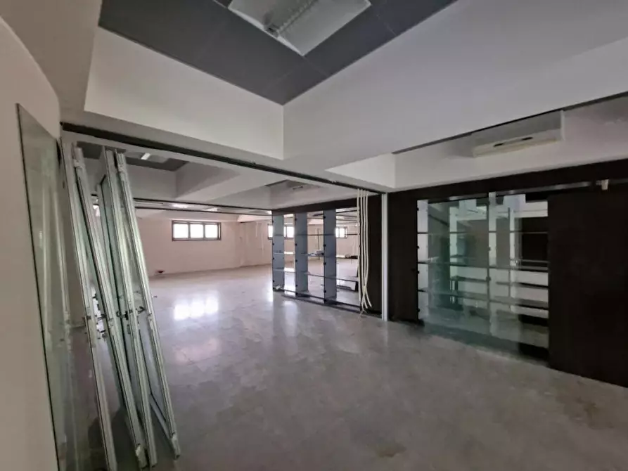 Immagine 4 di Ufficio in vendita  in Via Beato Francesco Marino, N. snc a Zumpano