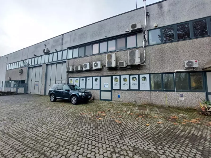 Immagine 2 di Capannone industriale in vendita  in Loc. Cascina Sega, N. 9 a Ozzero