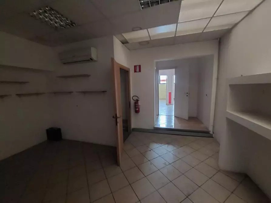 Immagine 4 di Capannone industriale in vendita  in Loc. Cascina Sega, N. 9 a Ozzero