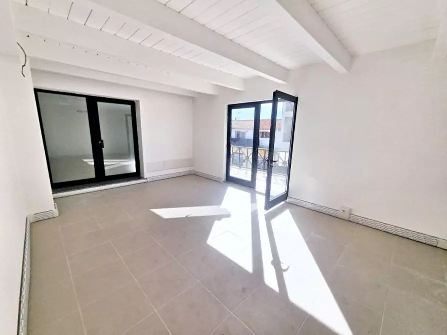 Immagine 2 di Ufficio in vendita  in Via Roma, N. 1 a Olbia