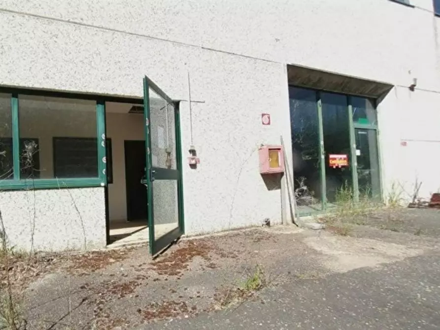 Immagine 5 di Capannone industriale in vendita  in Viale dei Mille, N. 100 a Colle Di Val D'elsa