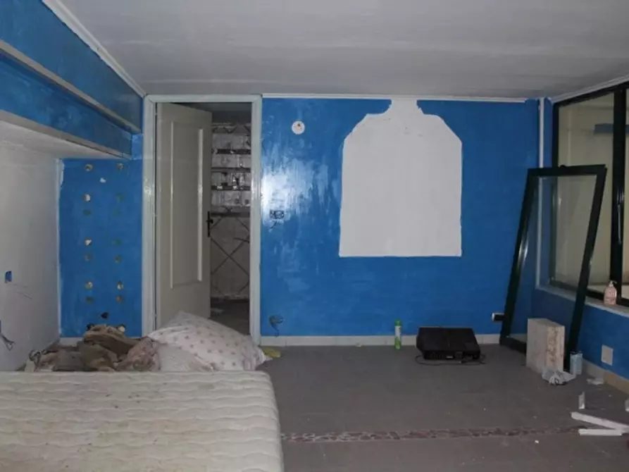 Immagine 16 di Capannone industriale in vendita  in Viale dei Mille, N. 100 a Colle Di Val D'elsa