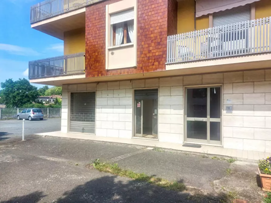 Immagine 3 di Negozio in vendita  in Via Porro, 55, 15043 Fubine Monferrato AL, Italia a Fubine