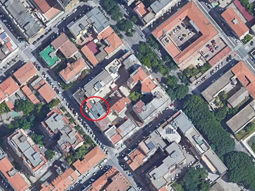 Immagine 13 di Negozio in vendita  in Via Quattro Novembre, N. 24 a Sassari