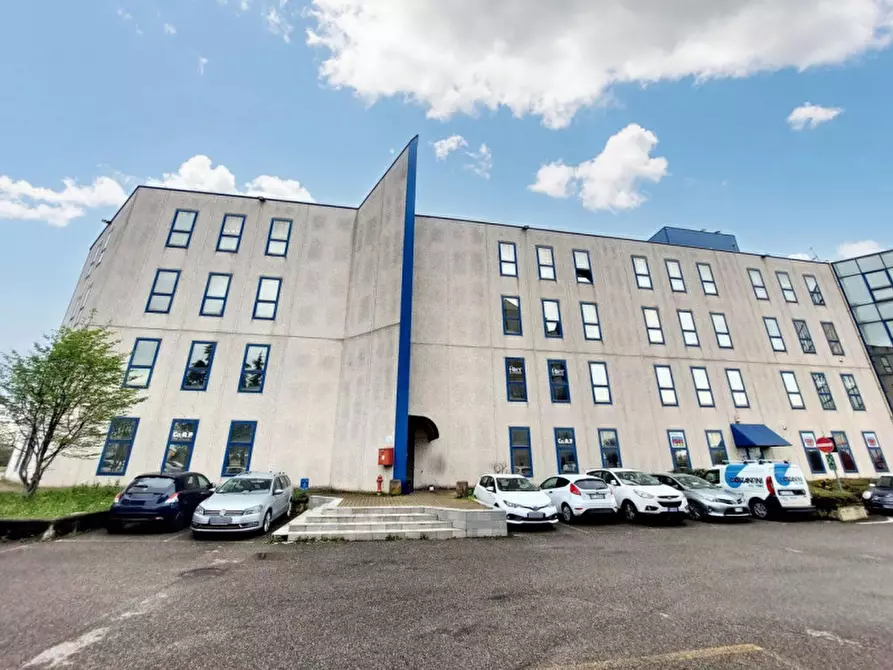 Immagine 1 di Ufficio in vendita  in Via Coppalati, N. 10 a Piacenza