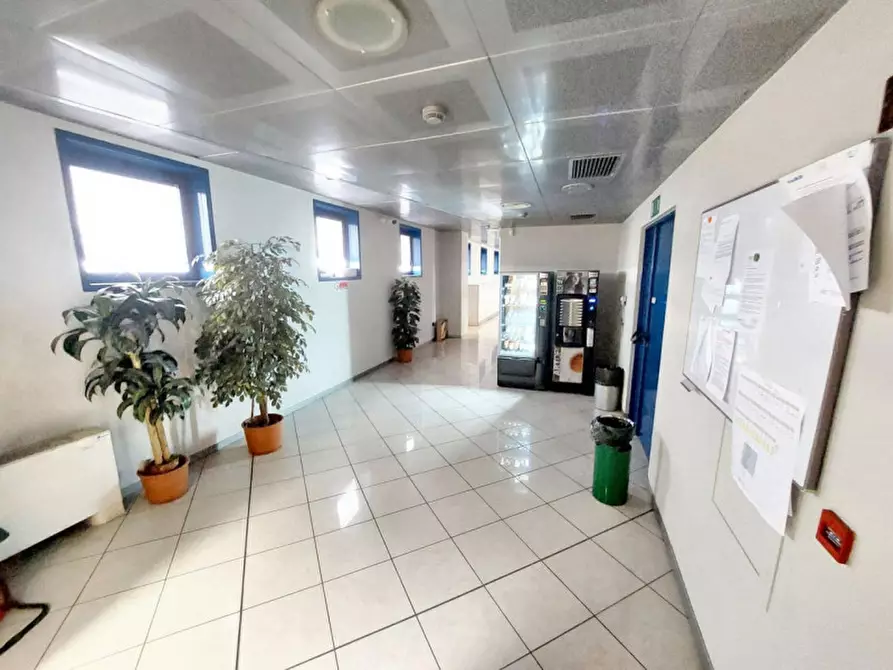 Immagine 10 di Ufficio in vendita  in Via Coppalati, N. 10 a Piacenza