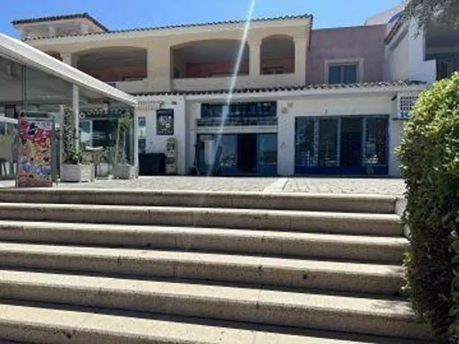 Immagine 8 di Negozio in vendita  in Località porto - Il Chiosco n° 5, N. snc a Santa Teresa Gallura