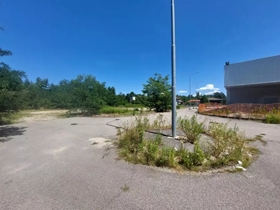 Immagine 11 di Terreno in vendita  in Zona produttiva a Fontaneto D'agogna