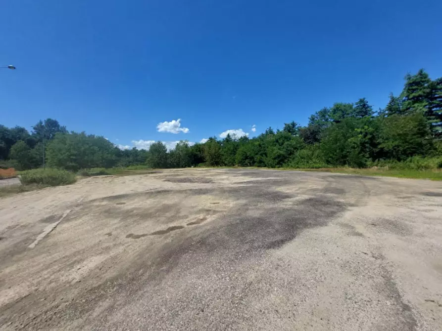 Immagine 20 di Terreno in vendita  in Zona produttiva a Fontaneto D'agogna