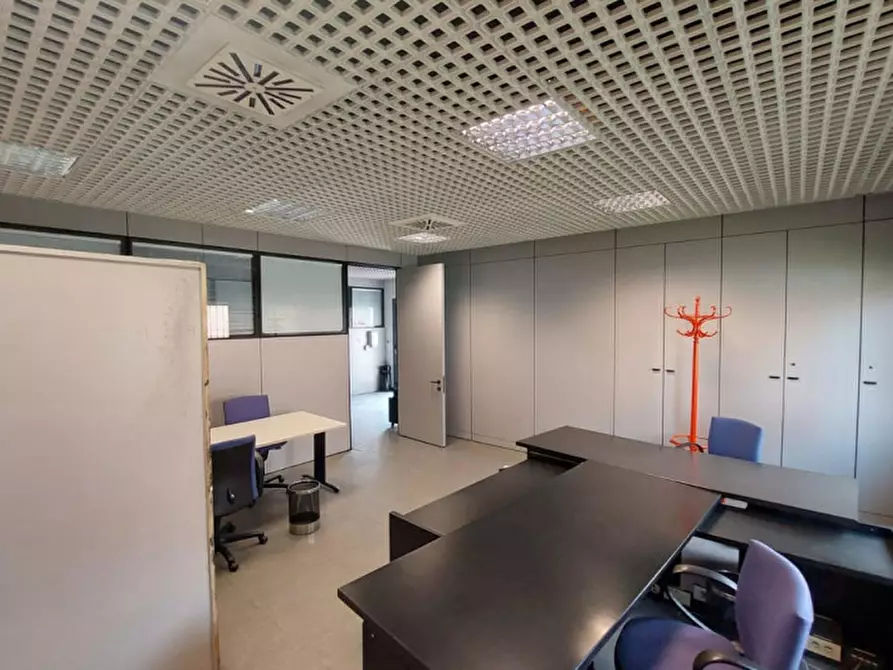 Immagine 3 di Ufficio in vendita  in Piazzale Tomaso Barbieri, 29, 43125 Parma PR, Italia a Parma