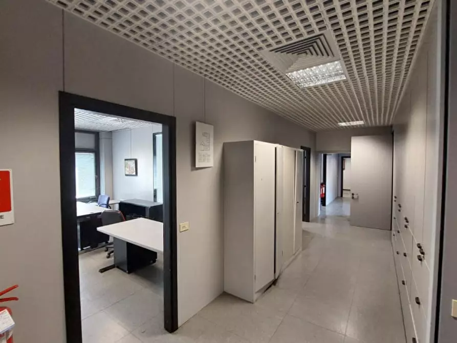 Immagine 8 di Ufficio in vendita  in Piazzale Tomaso Barbieri, 29, 43125 Parma PR, Italia a Parma