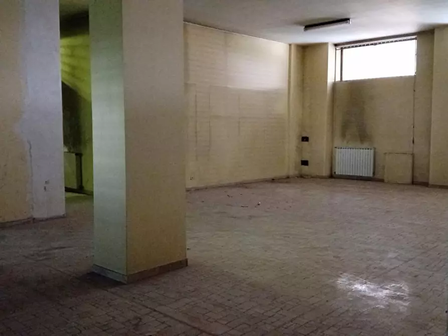 Immagine 15 di Negozio in vendita  in Via Ernesto Cairoli, 5, 21100 Varese VA, Italia a Varese