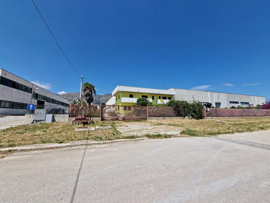 Immagine 14 di Capannone industriale in vendita  in Contrada Macchia, N. snc a Monte Sant'angelo