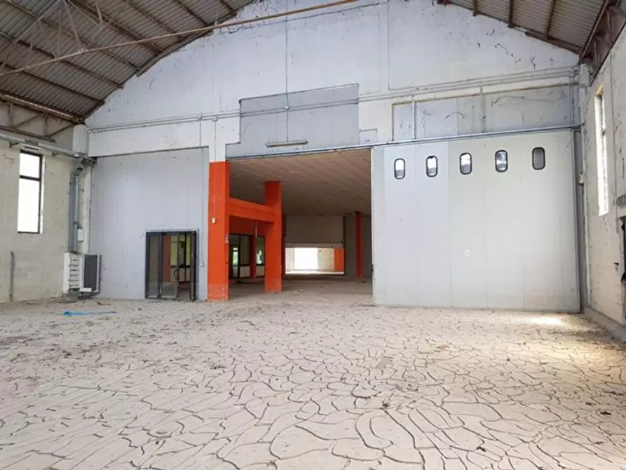 Immagine 3 di Capannone industriale in vendita  in Via Gustavo Foppiani, N. 3 a Piacenza