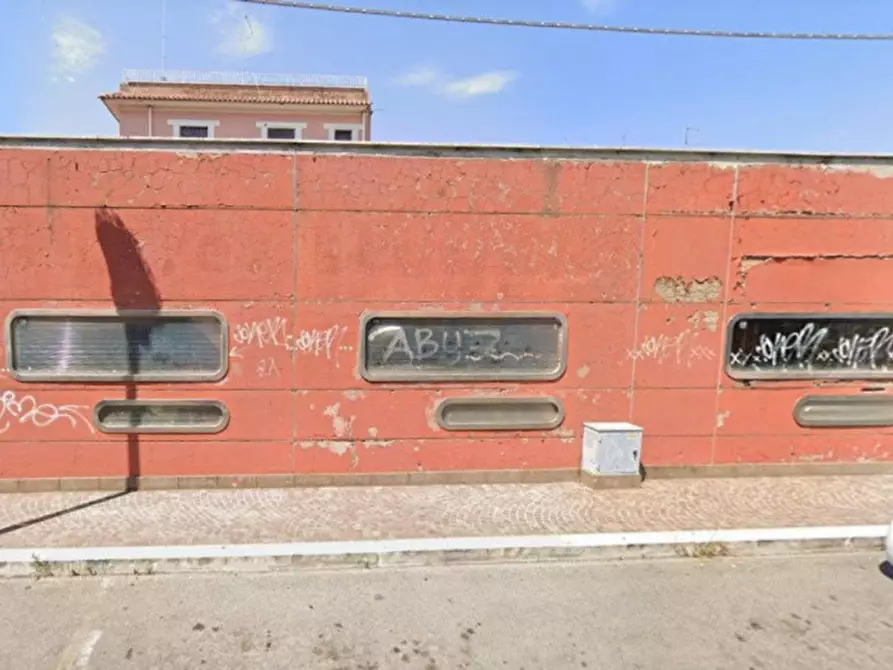 Immagine 5 di Ufficio in vendita  in Via Furio Camillo, N. 15 a Ardea