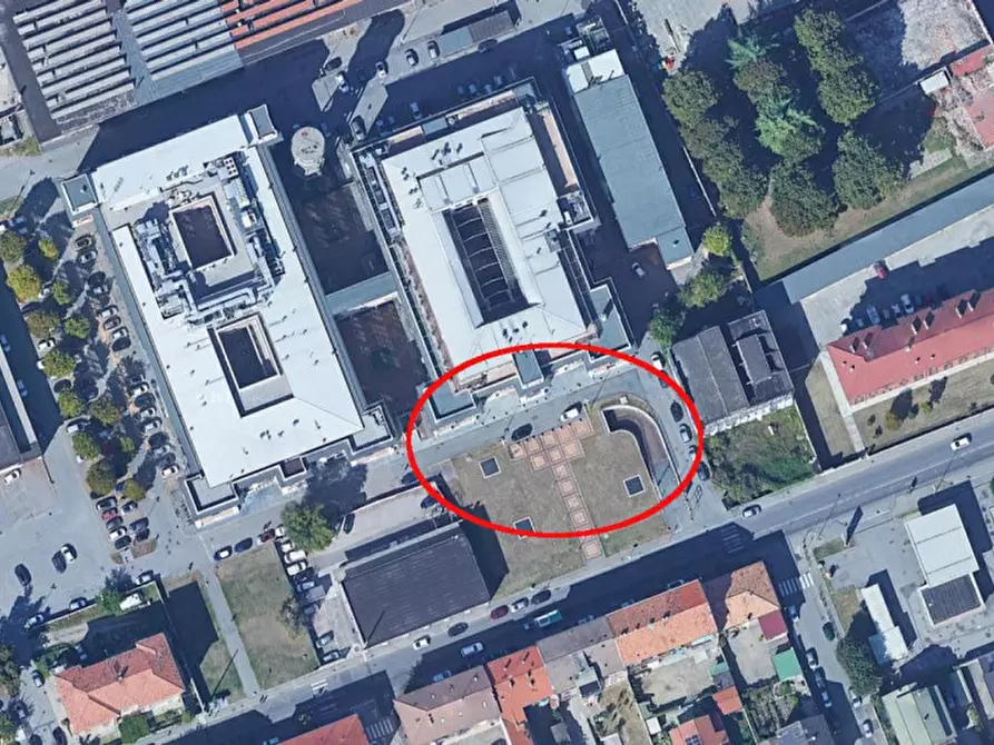 Immagine 27 di Posto auto in vendita  in Corso Trieste, N. 27 a Novara