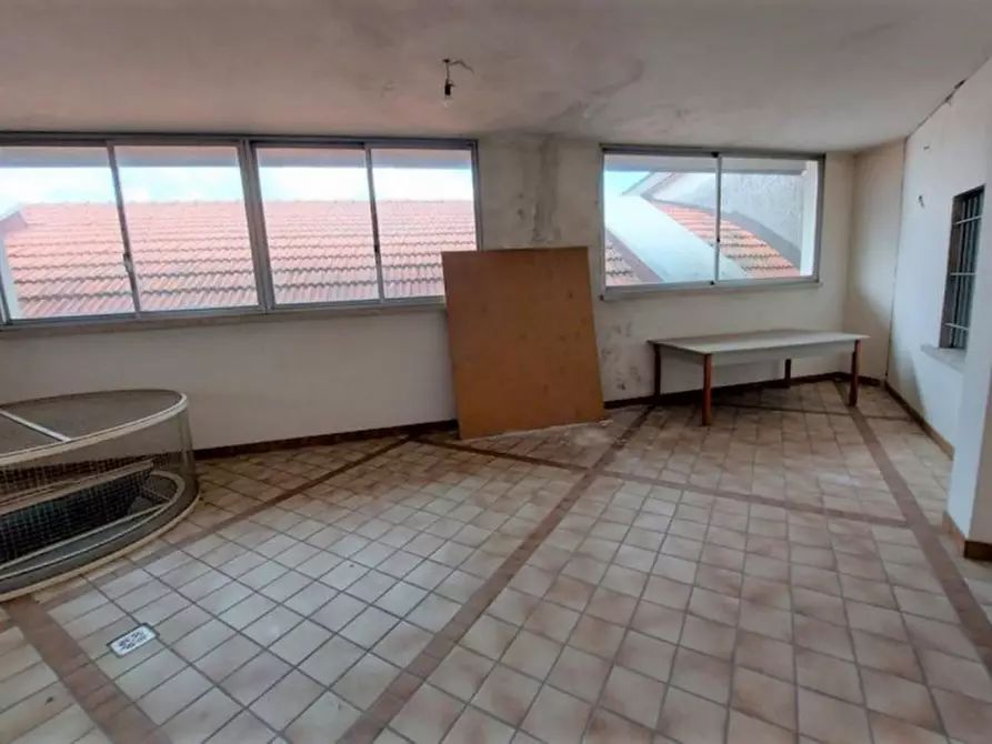 Immagine 14 di Capannone industriale in vendita  in Via Salvatoizza, N. 5-7-9 a Gaiarine