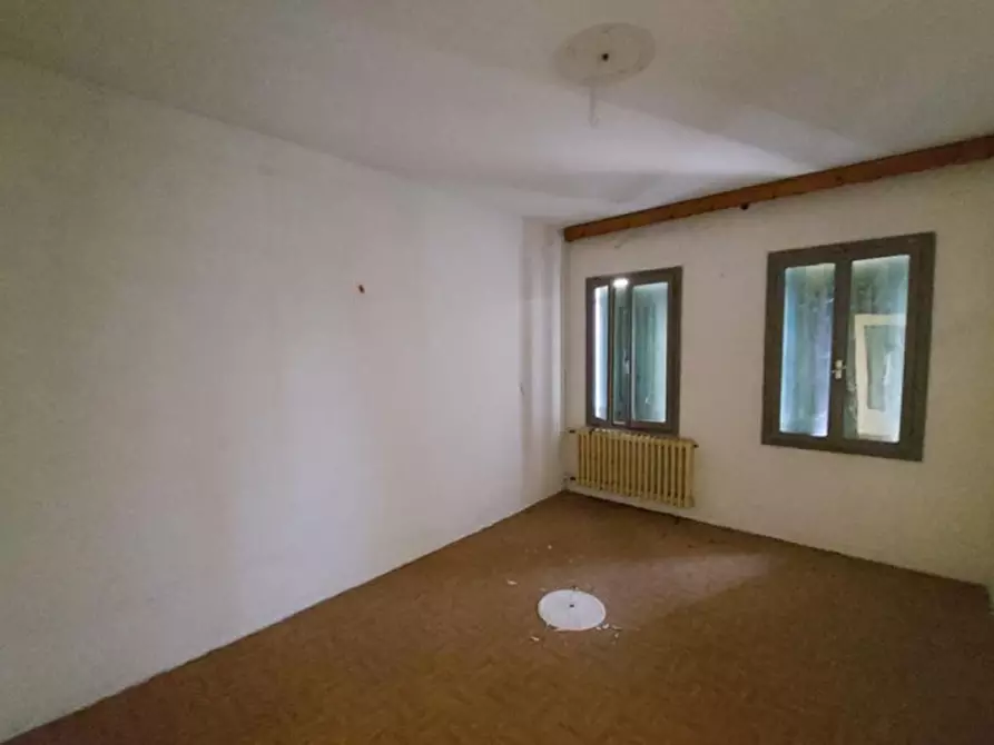 Immagine 19 di Capannone industriale in vendita  in Via Salvatoizza, N. 5-7-9 a Gaiarine