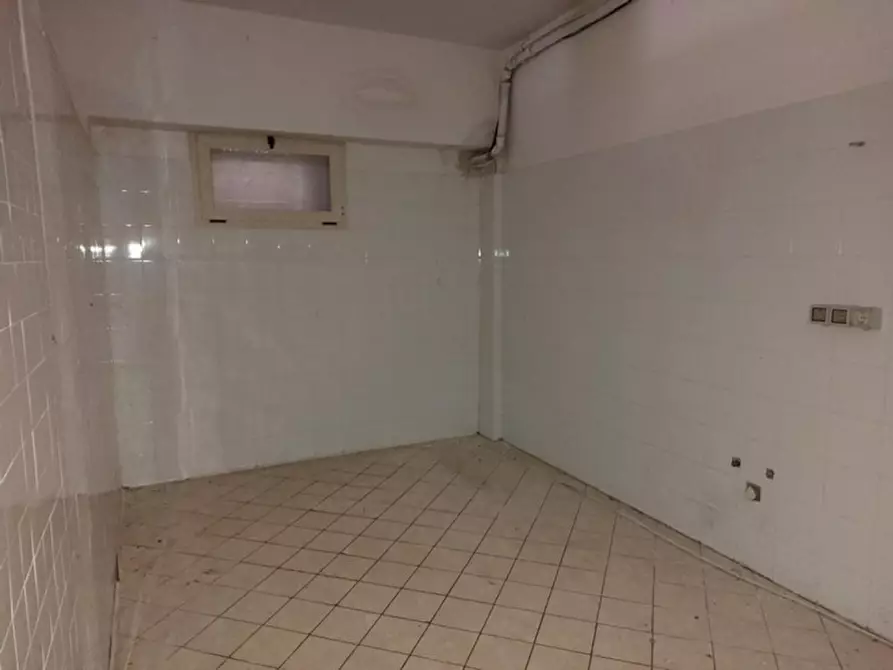 Immagine 9 di Attività commerciale in vendita  in Via  Cesare e Luigi Agretti, N. 11 a Monte Castello Di Vibio