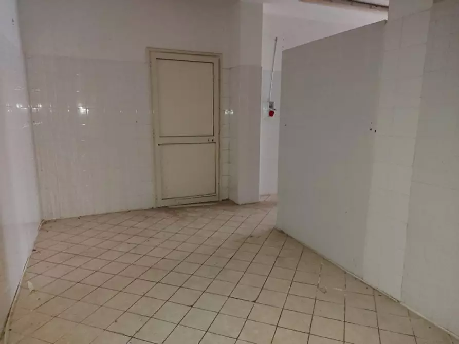 Immagine 10 di Attività commerciale in vendita  in Via  Cesare e Luigi Agretti, N. 11 a Monte Castello Di Vibio