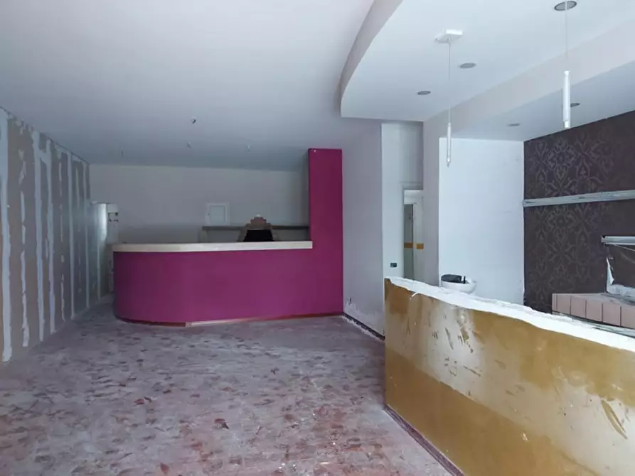 Immagine 13 di Attività commerciale in vendita  in Via  Cesare e Luigi Agretti, N. 11 a Monte Castello Di Vibio