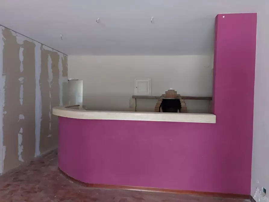Immagine 15 di Attività commerciale in vendita  in Via  Cesare e Luigi Agretti, N. 11 a Monte Castello Di Vibio