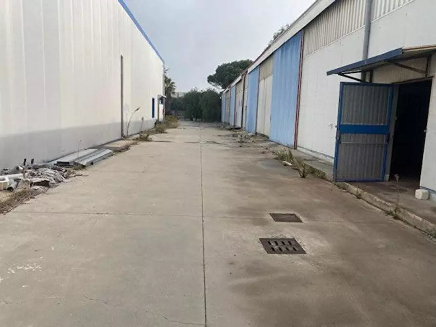 Immagine 10 di Capannone industriale in vendita  in Via O. M. Corbino, N. snc a Brindisi