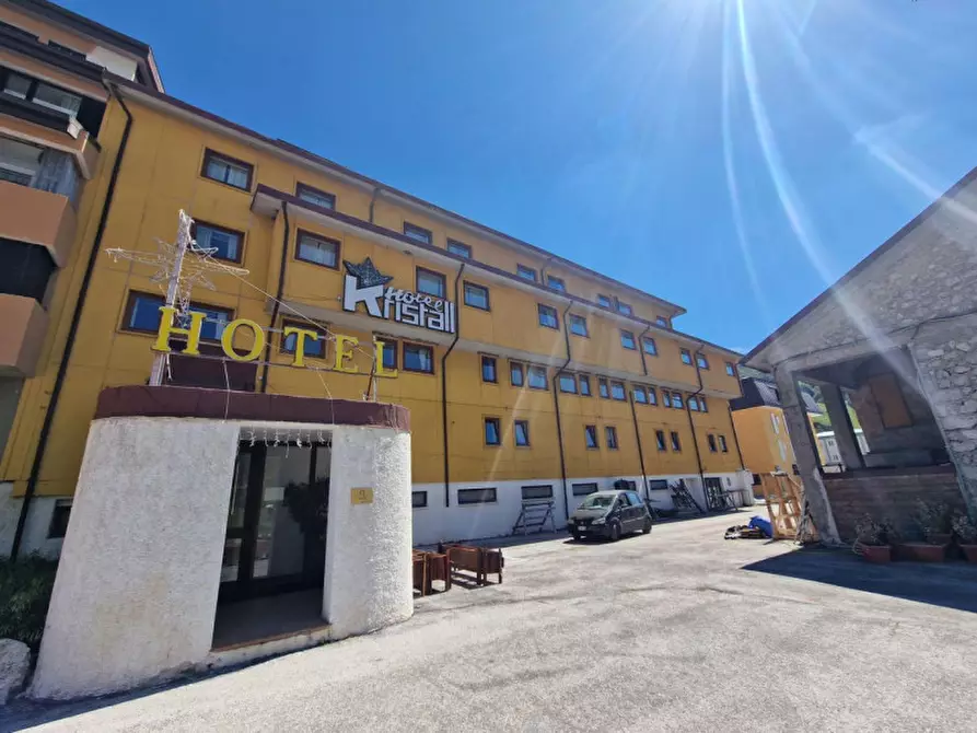 Immagine 15 di Hotel in vendita  in STRADA PROVINCIALE CAMPITELLO MATESE, N. snc a San Massimo