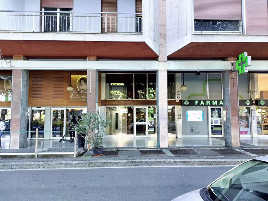 Immagine 16 di Ufficio in vendita  in Piazza Giovanni XXIII, N. 9 a Gallarate