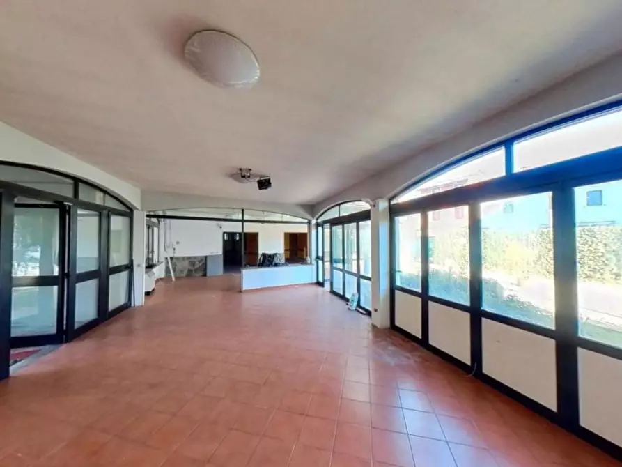 Immagine 7 di Negozio in vendita  in Via Pesciatina, N. 551 C a Lucca