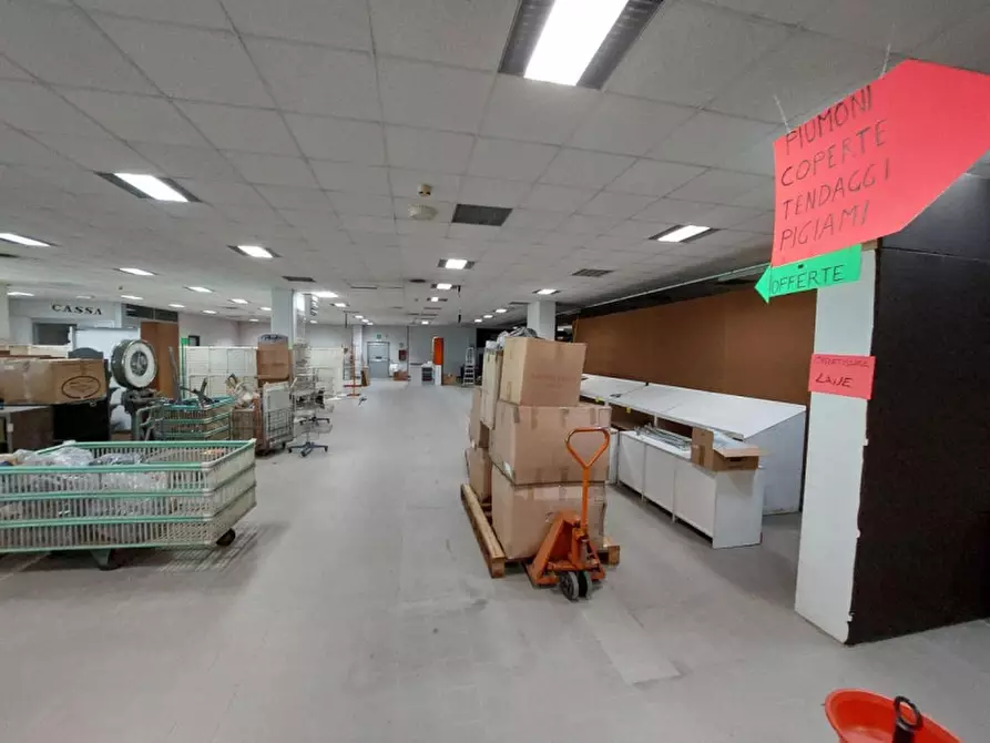 Immagine 26 di Capannone industriale in vendita  in Via per Robbio, N. 31 a Palestro