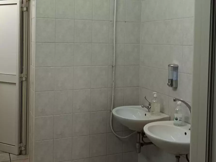 Immagine 6 di Ufficio in vendita  in Corso Umberto I, N. snc a Alvignano