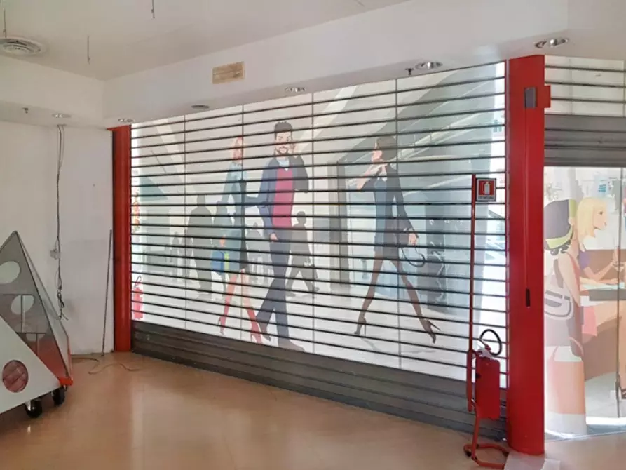 Immagine 3 di Negozio in vendita  in Via Musile, N. 9 a Pordenone