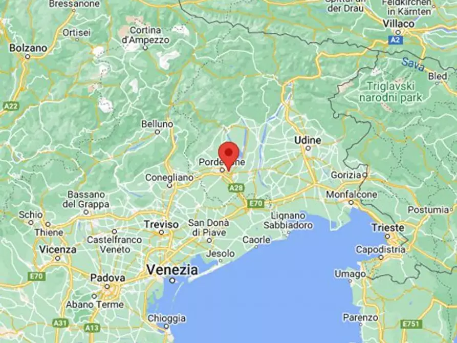 Immagine 8 di Negozio in vendita  in Via Musile, N. 9 a Pordenone