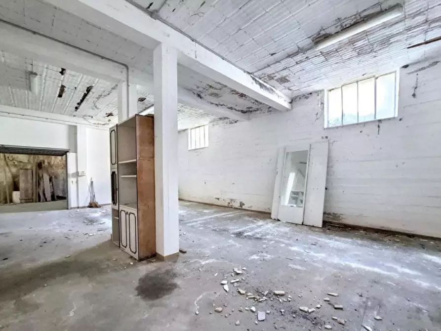 Immagine 2 di Magazzino in vendita  in Via Alessandro Bocconi, 18, 60031 Castelplanio AN, Italia a Castelplanio