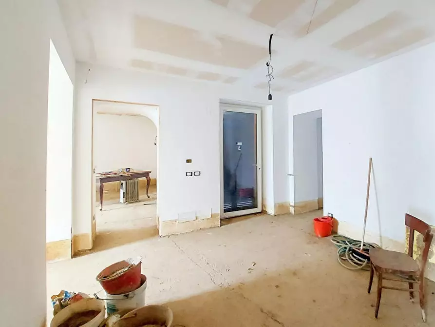 Immagine 2 di Appartamento in vendita  in Piazza Garibaldi, N. 4 a Borzonasca