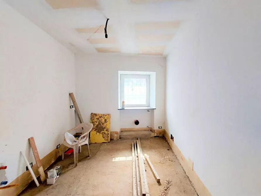 Immagine 4 di Appartamento in vendita  in Piazza Garibaldi, N. 4 a Borzonasca