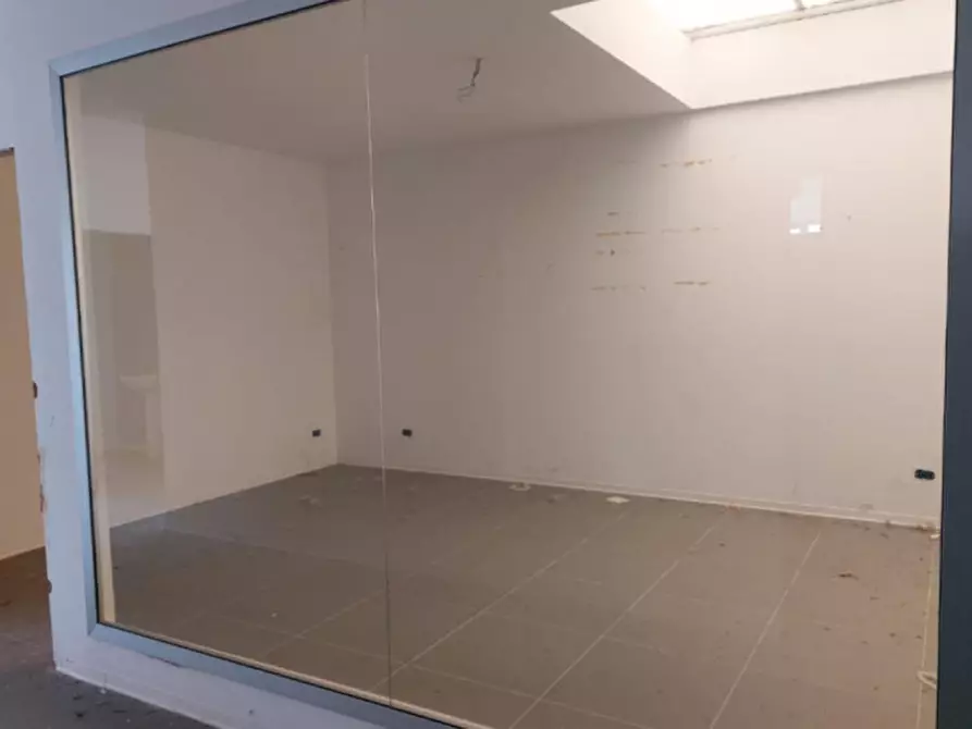 Immagine 9 di Ufficio in vendita  in Via Aldo Moro, N. 10 a Monteriggioni