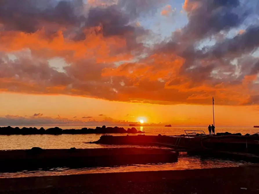 Immagine 1 di Appartamento in vendita  in Via del Littorale, N. 164 a Livorno