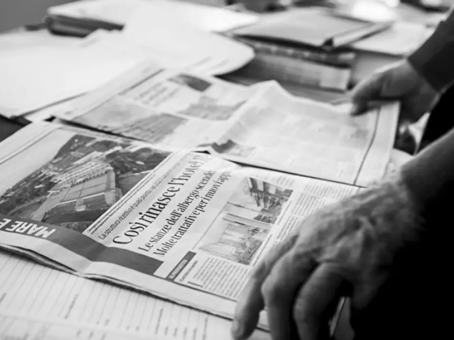 Immagine 20 di Appartamento in vendita  in Via del Littorale, N. 164 a Livorno