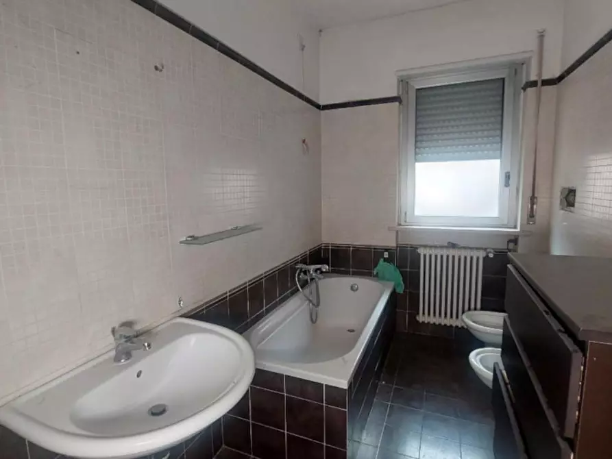 Immagine 9 di Ufficio in vendita  in Via Pietro Nenni, N. 105 a San Giovanni Teatino